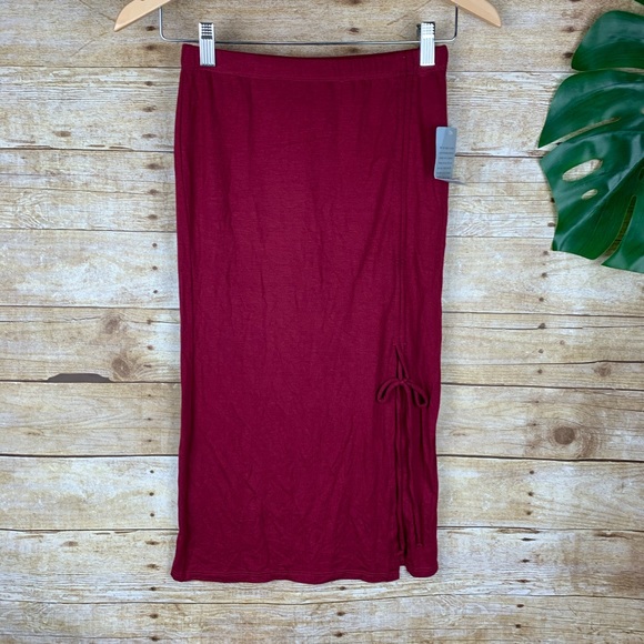 NWT Velvet Torch | Ruched Side Slit Midi Stretch - Picture 2 of 5